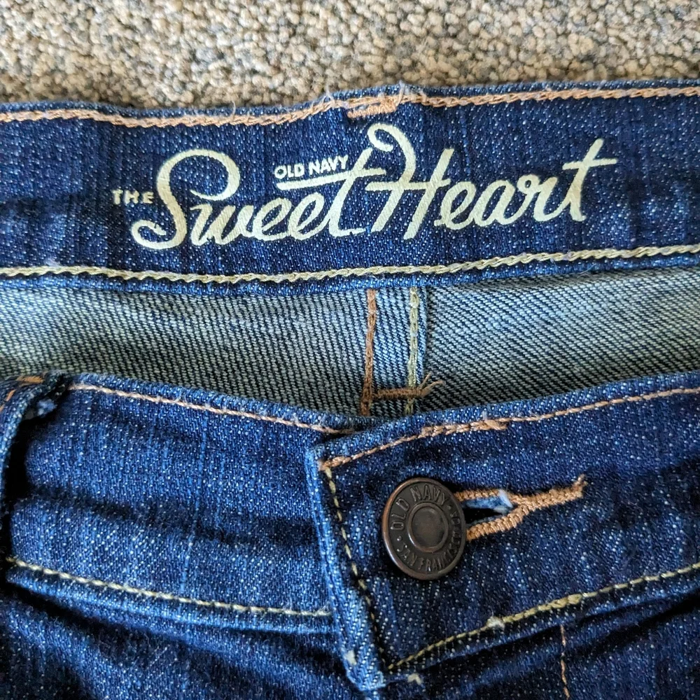Old Navy Sweet Heart jeans - Picture 5 of 5